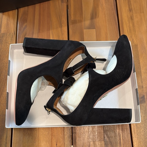 AQUAZZURA Sandy Suede Block-Heel Bow Pump, 41 - Picture 9 of 12